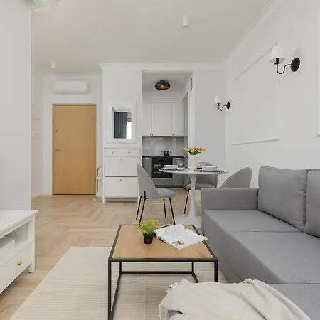 Daire Stylish Kolejowa & Parking & Balcony By Renters